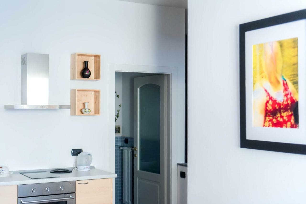 Al Piccolo Molo Apartment Como Exterior photo