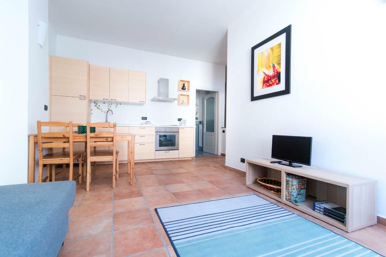 Al Piccolo Molo Apartment Como Exterior photo