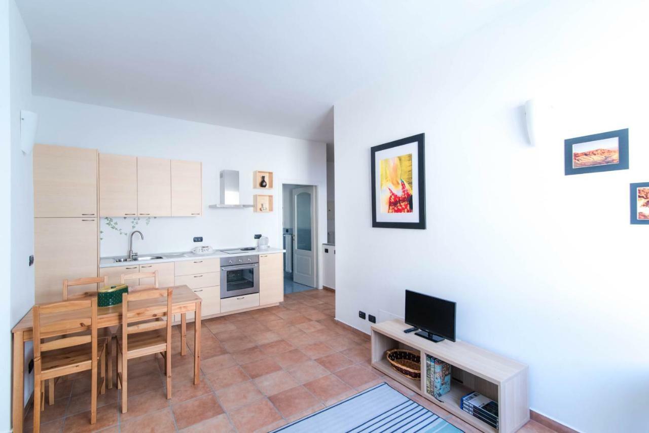 Al Piccolo Molo Apartment Como Exterior photo